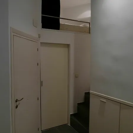 Loft Designed Center Apartment *